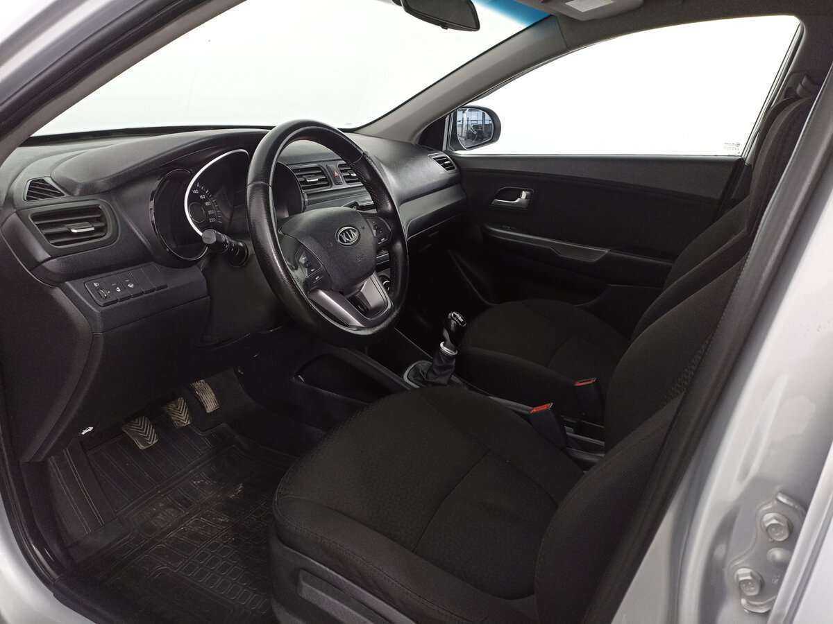 Kia Rio с пробегом — 2014 год. Фото: #15