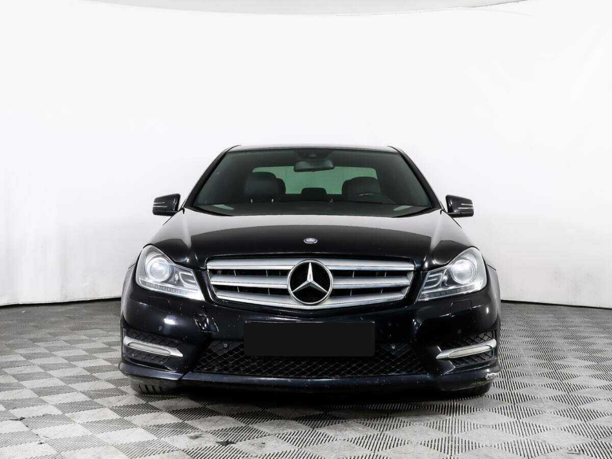 Mercedes-Benz C-Класс с пробегом — 2012 год. Фото: #1