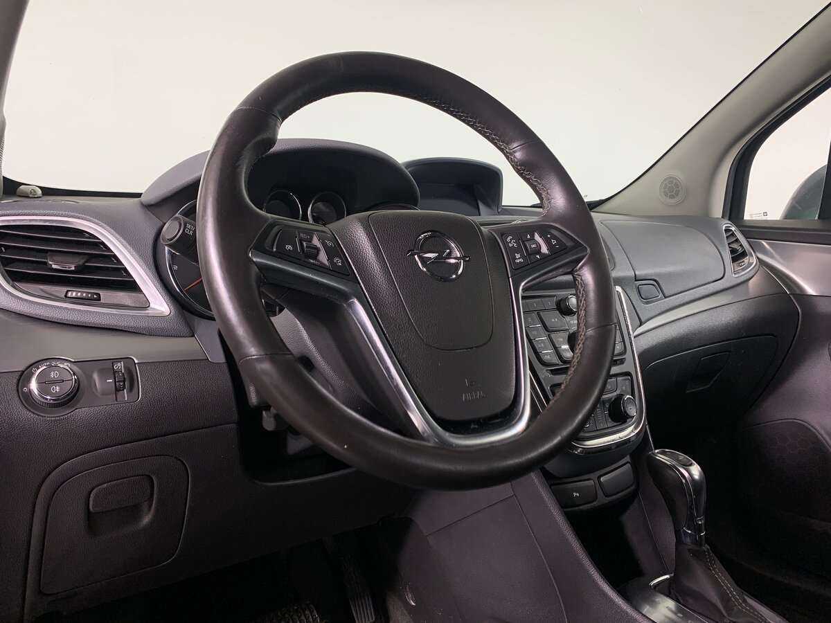 Opel Mokka с пробегом — 2015 год. Фото: #7