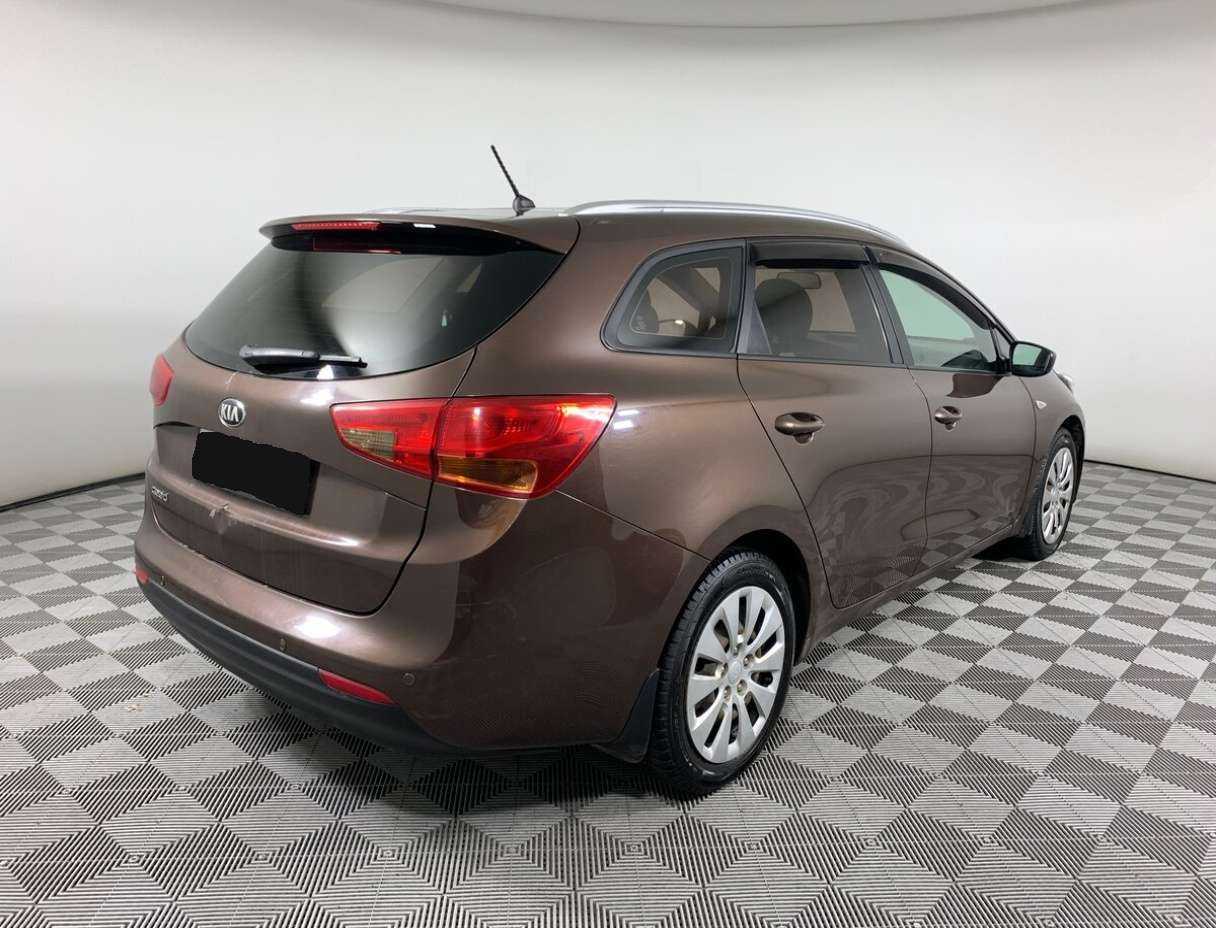 Kia Ceed с пробегом — 2014 год. Фото: #4
