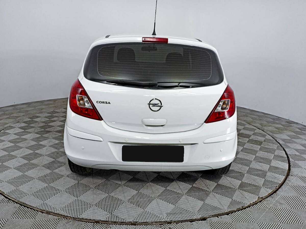Opel Corsa с пробегом — 2013 год. Фото: #5