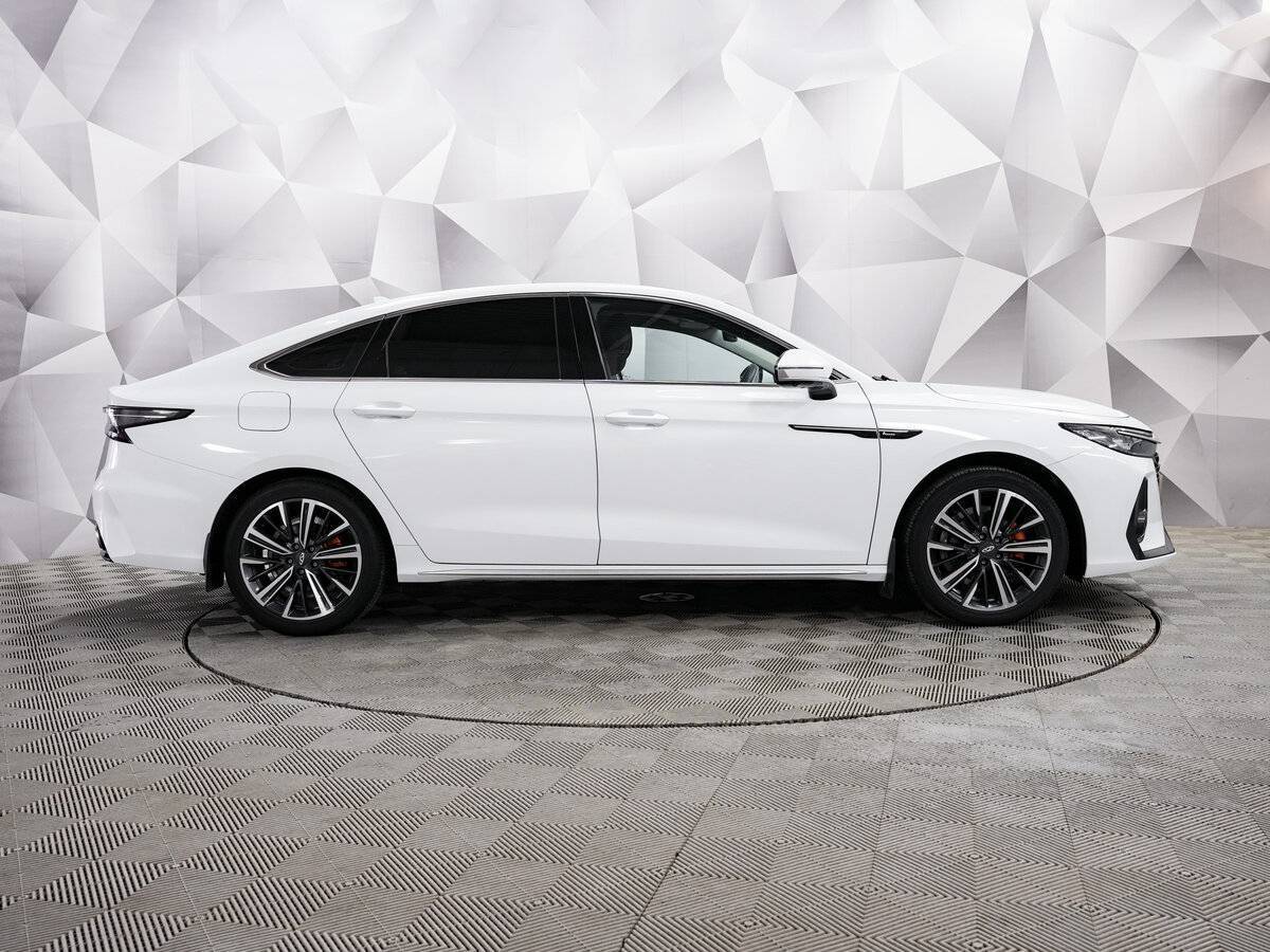 Chery Arrizo 8 с пробегом — 2023 год. Фото: #5