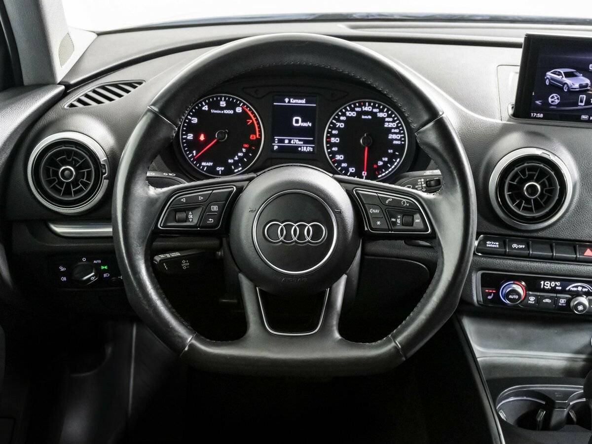 Audi A3 с пробегом — 2018 год. Фото: #9