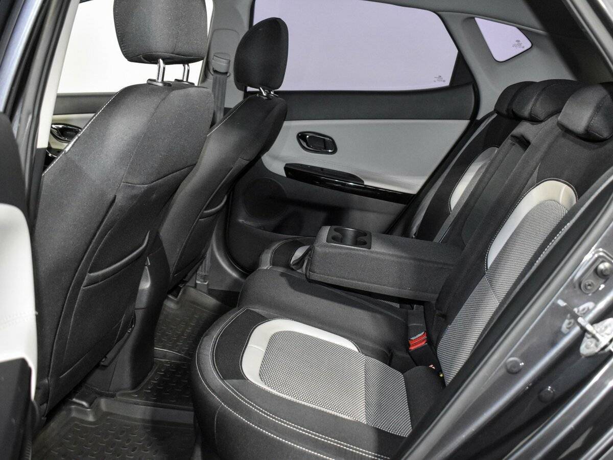 Kia Ceed с пробегом — 2014 год. Фото: #10