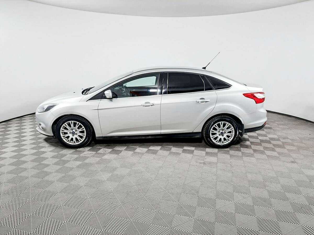 Ford Focus с пробегом — 2012 год. Фото: #7
