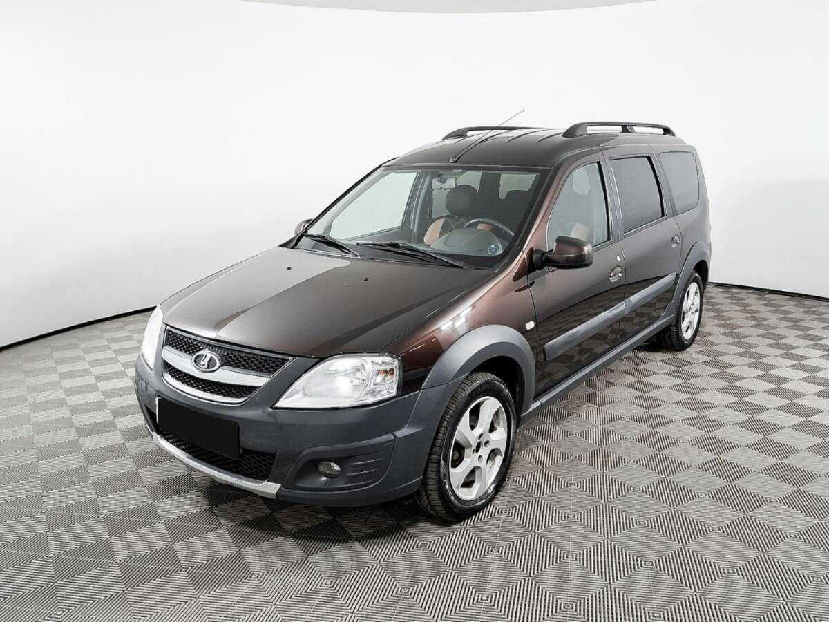 Lada (ВАЗ) Largus с пробегом — 2019 год. Посмотреть фото