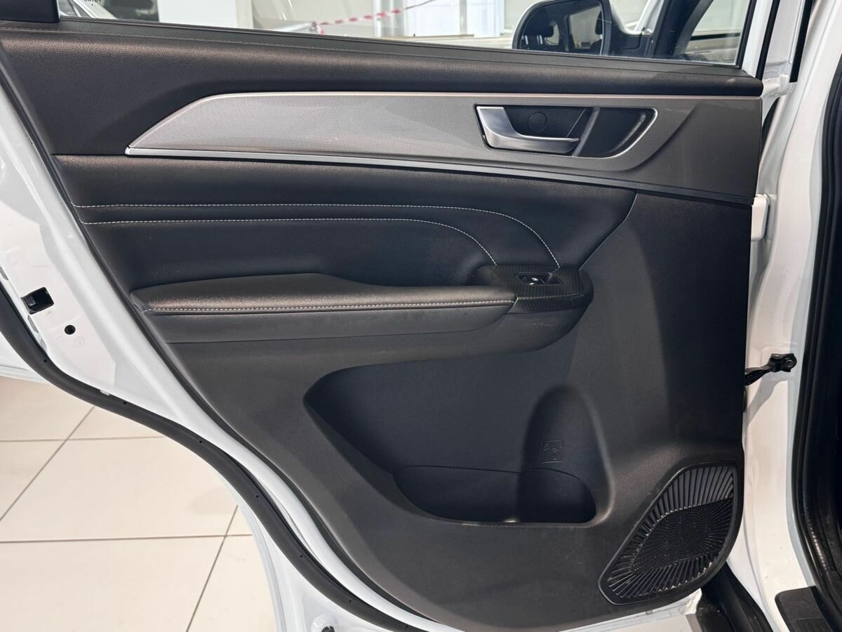 Haval M6 с пробегом — 2024 год. Фото: #29