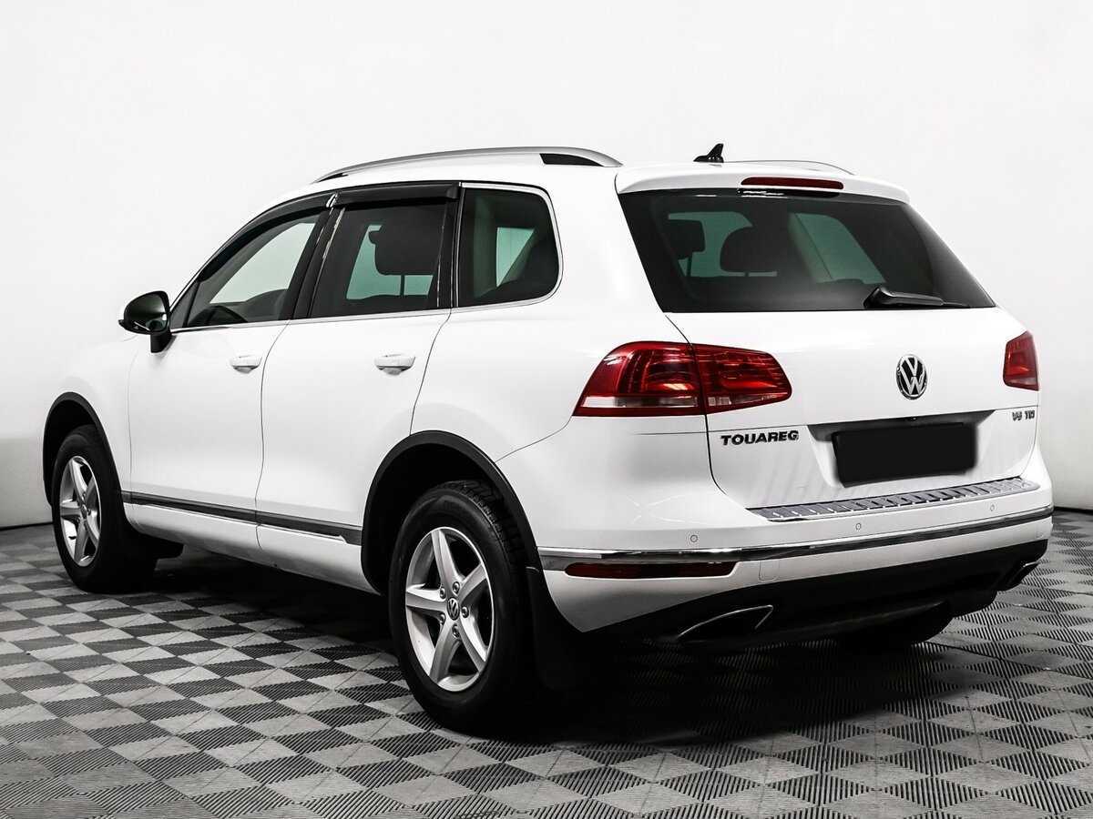 Volkswagen Touareg с пробегом — 2016 год. Фото: #6