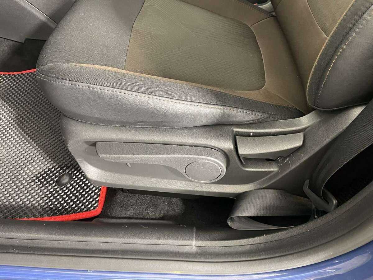 Lada (ВАЗ) Vesta с пробегом — 2017 год. Фото: #9