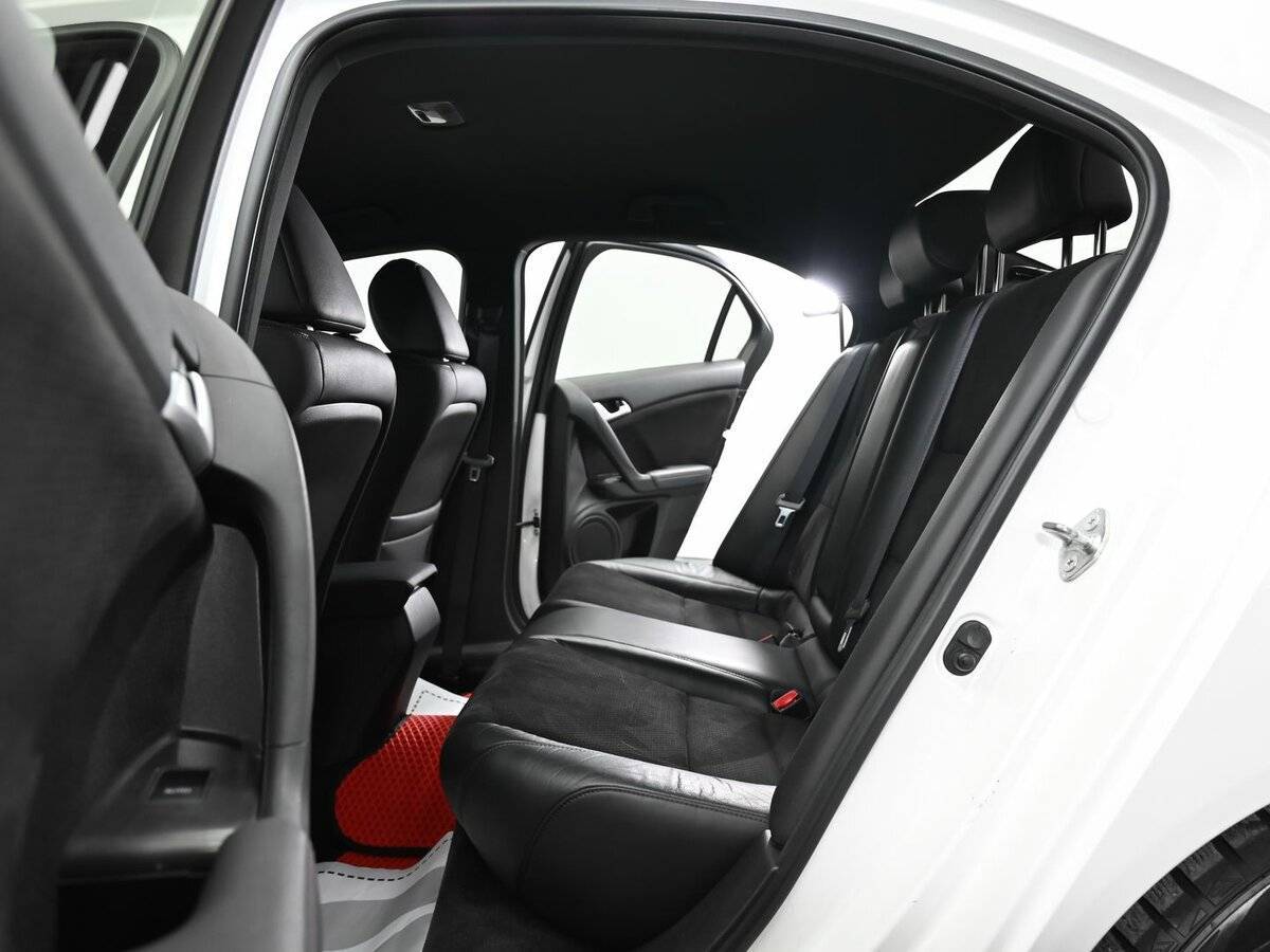 Honda Accord с пробегом — 2012 год. Фото: #13