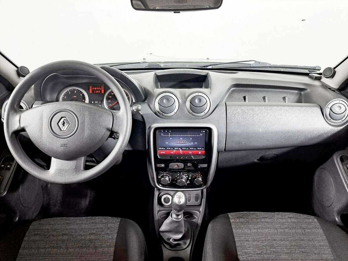 Renault Duster с пробегом — 2012 год. Фото: #11