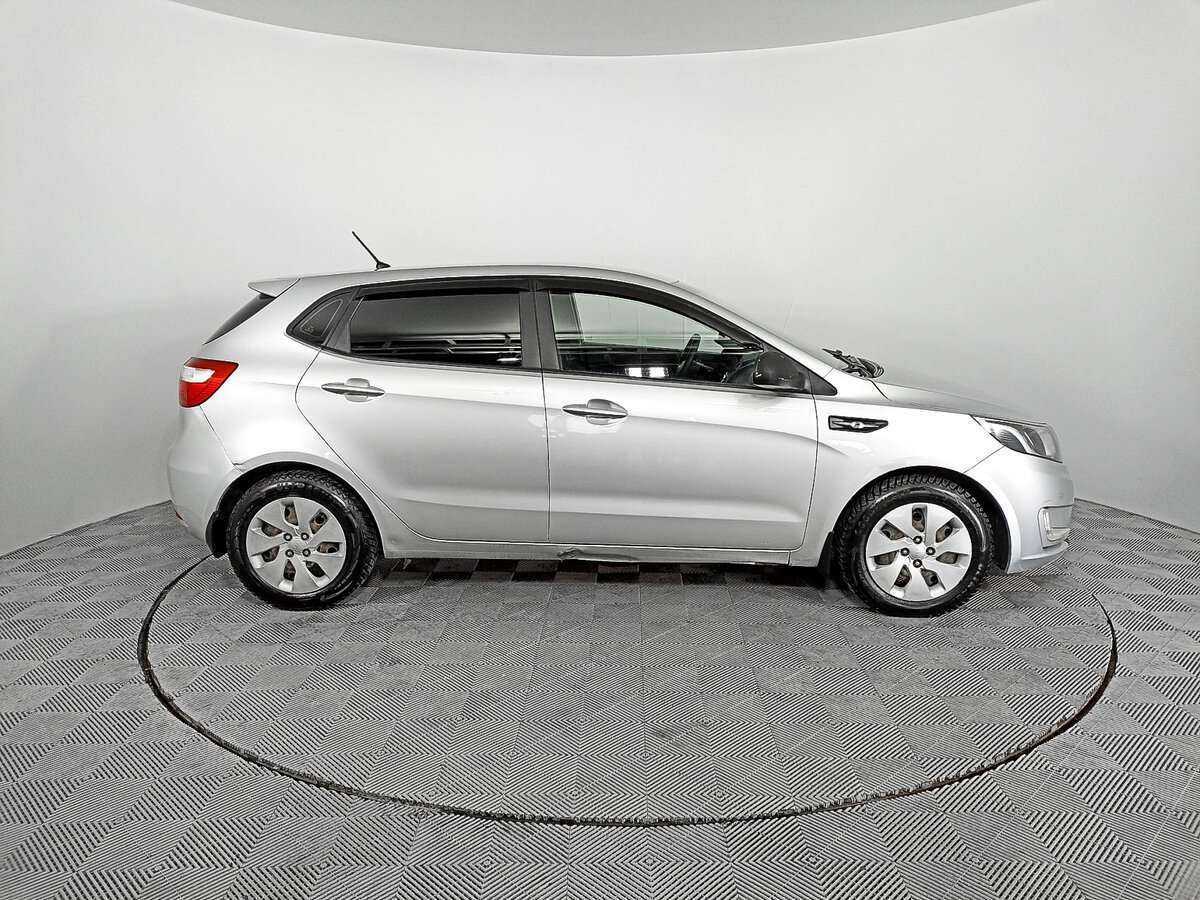 Kia Rio с пробегом — 2012 год. Фото: #3