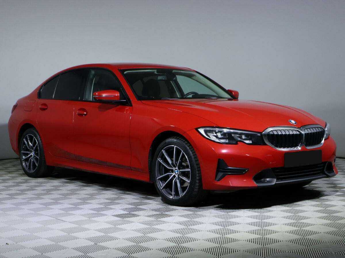 BMW 3 серии с пробегом — 2019 год. Фото: #2