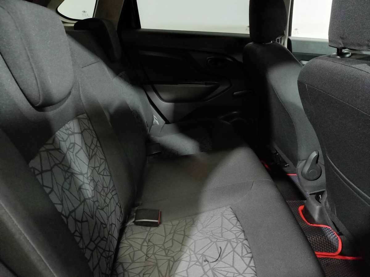 Lada (ВАЗ) XRAY с пробегом — 2021 год. Фото: #10