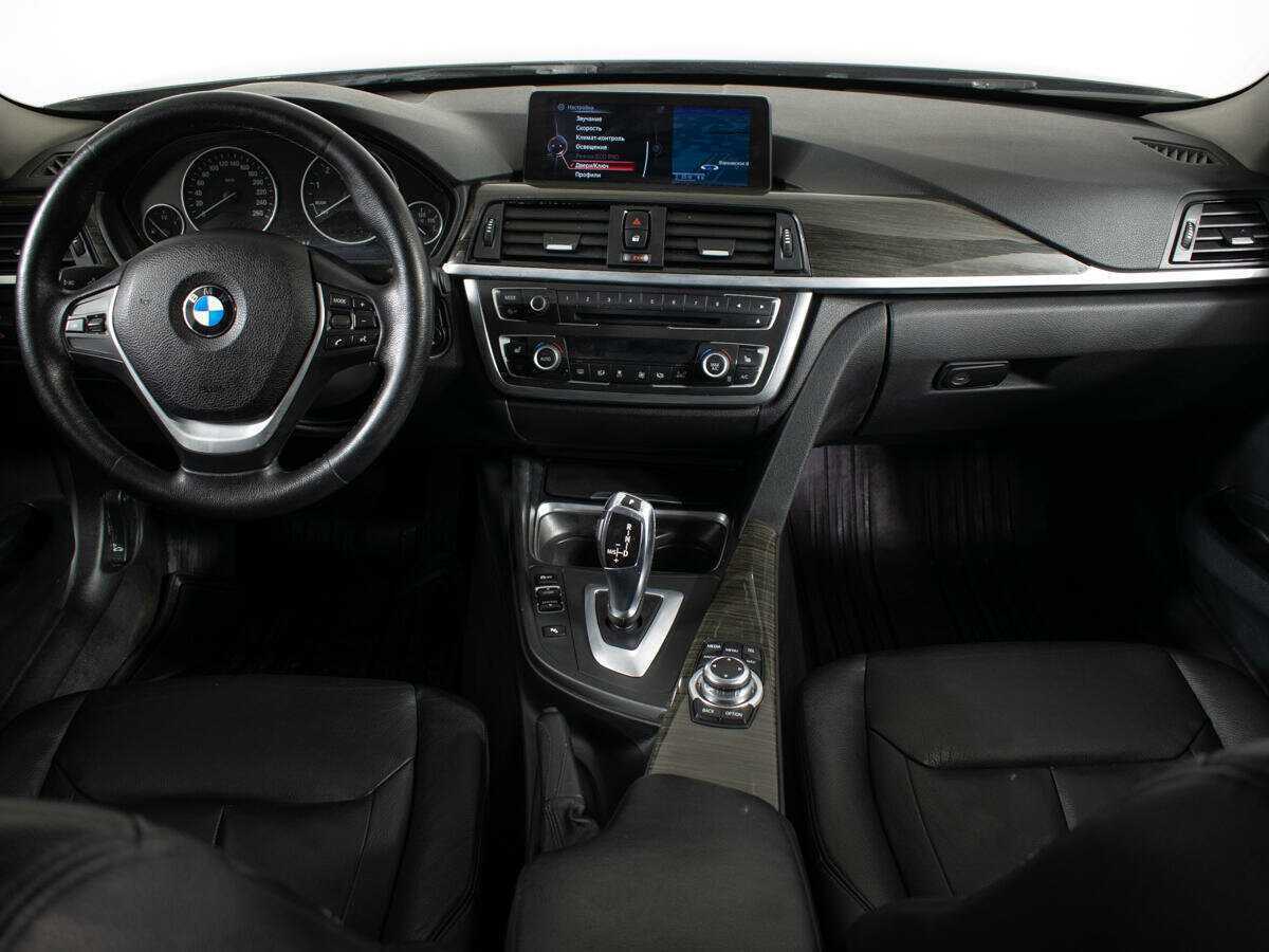 BMW 3 серии с пробегом — 2013 год. Фото: #11
