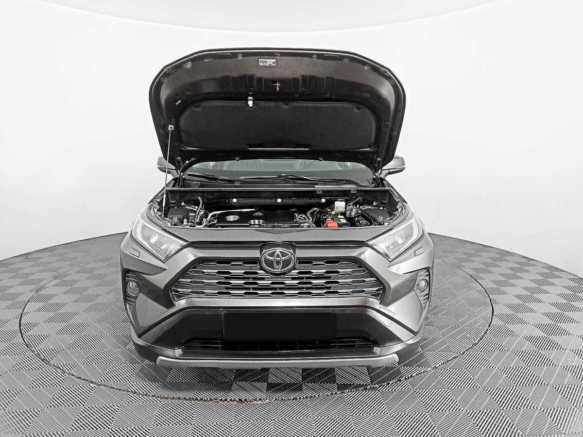 Toyota RAV4 с пробегом — 2019 год. Фото: #7