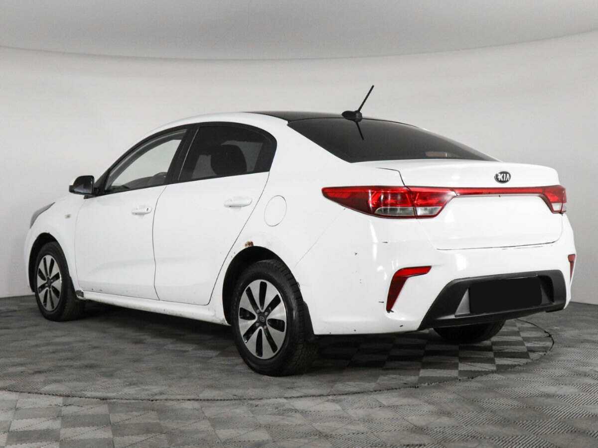 Kia Rio с пробегом — 2017 год. Фото: #3