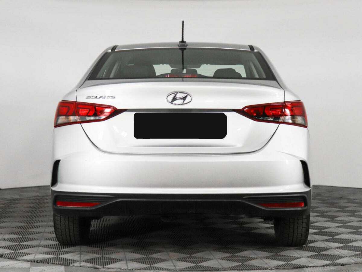 Hyundai Solaris с пробегом — 2021 год. Фото: #5