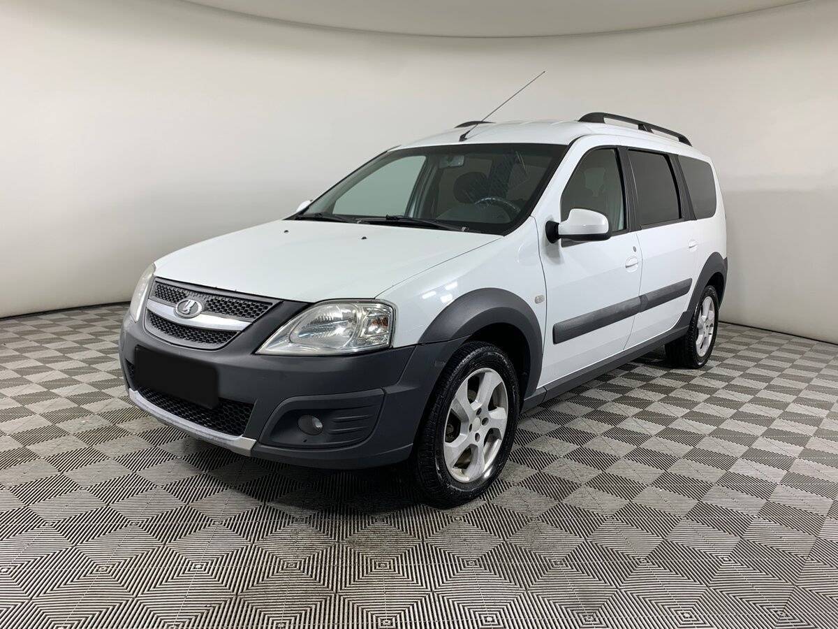 Lada (ВАЗ) Largus с пробегом — 2018 год. Фото: #0