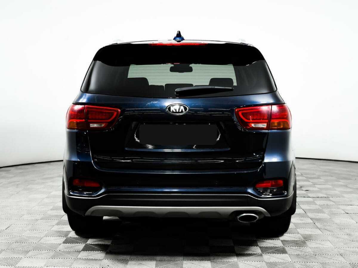 Kia Sorento с пробегом — 2018 год. Фото: #5