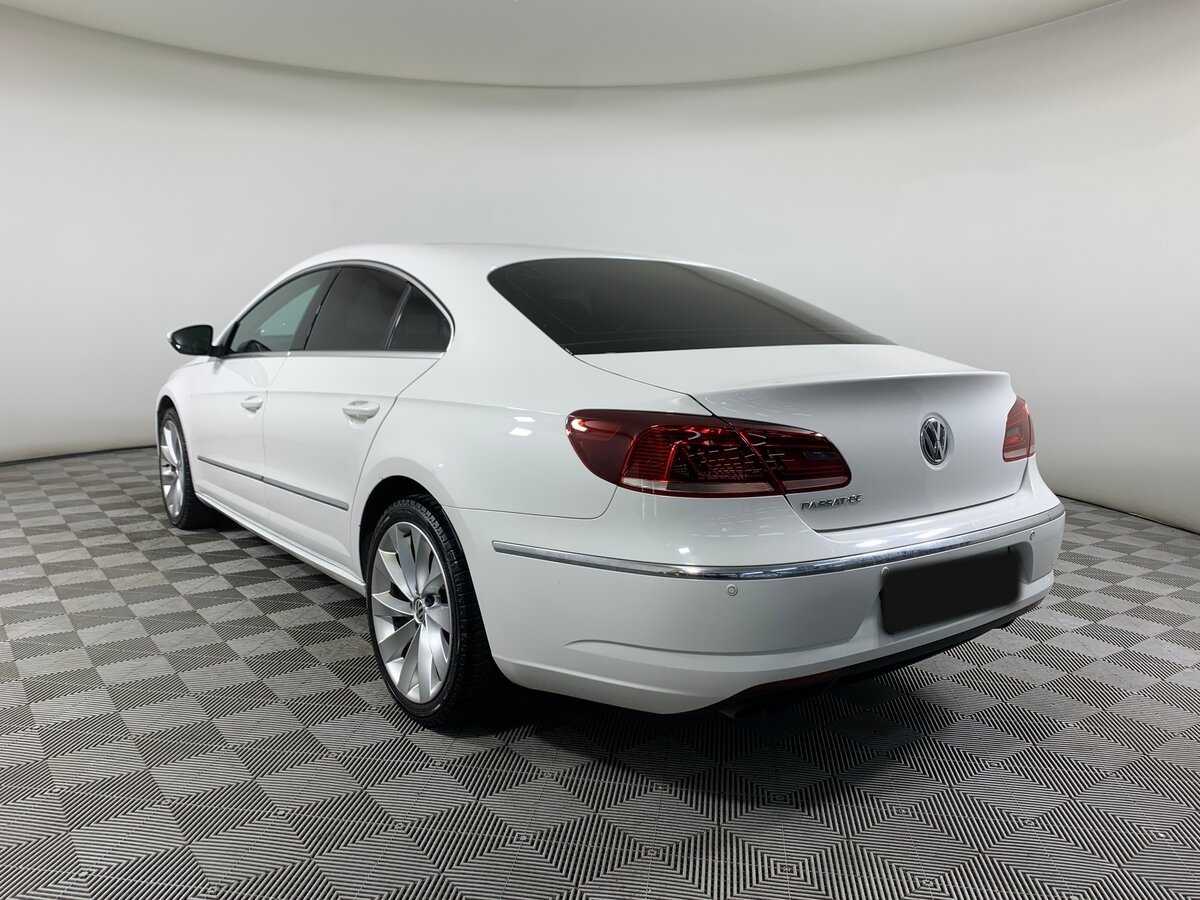 Volkswagen Passat CC с пробегом — 2013 год. Фото: #6
