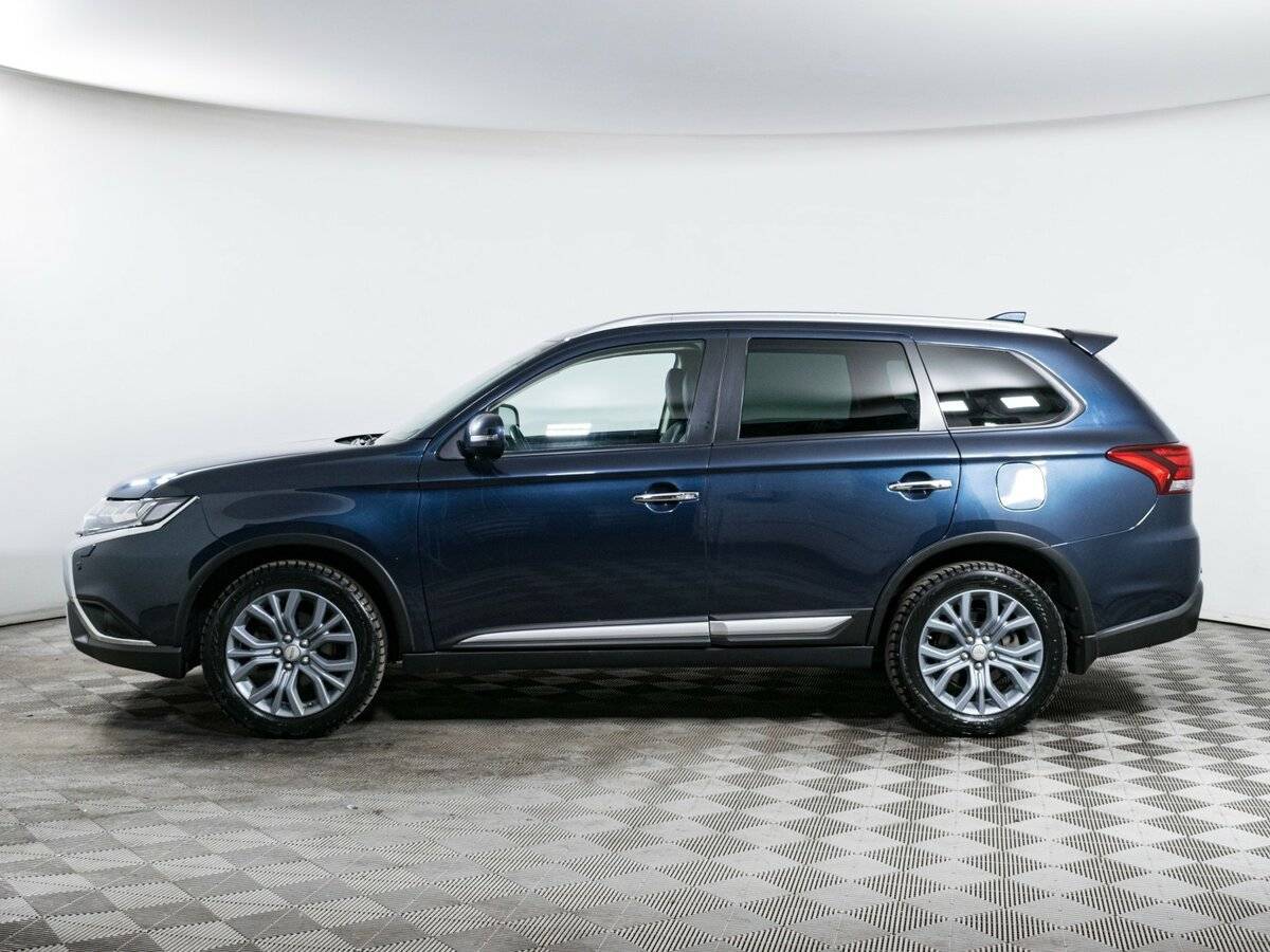 Mitsubishi Outlander с пробегом — 2020 год. Фото: #7
