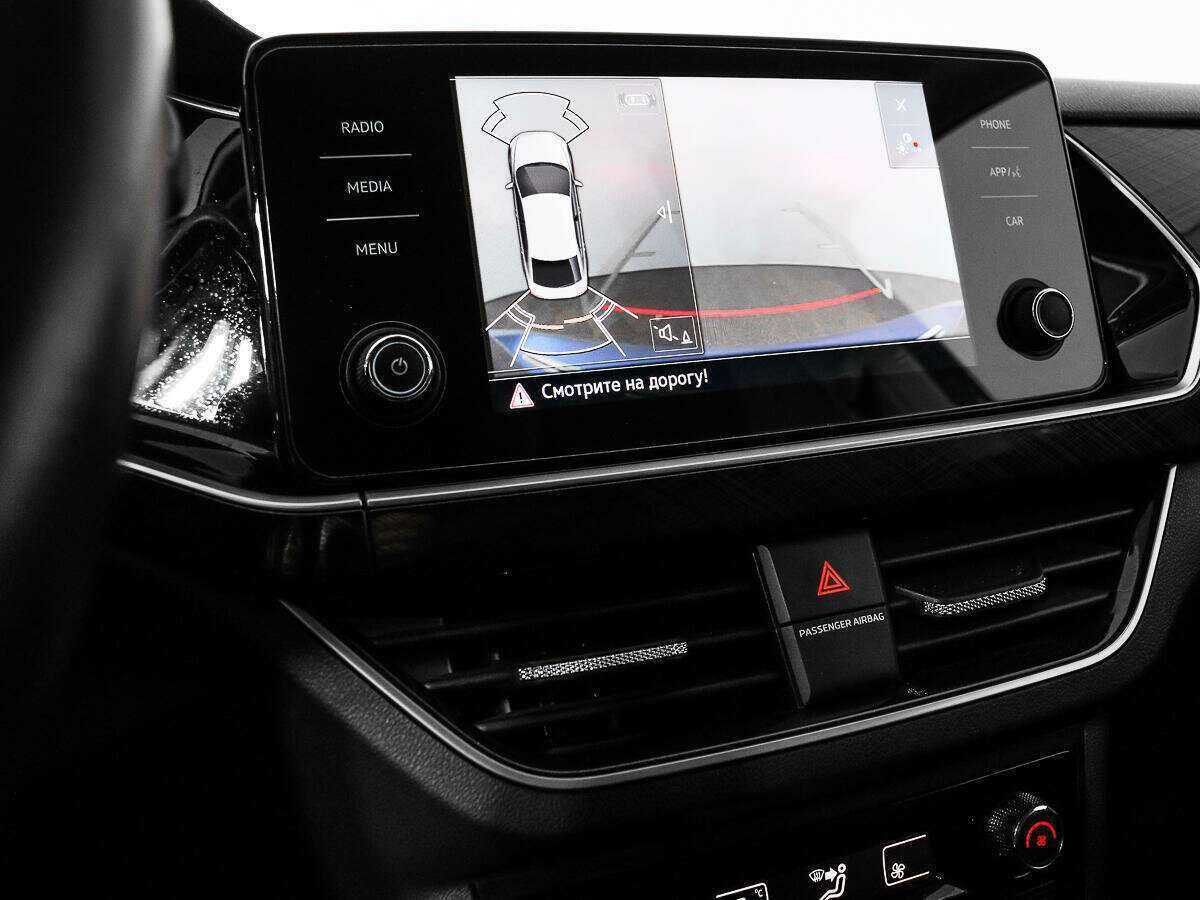 Volkswagen Polo с пробегом — 2020 год. Фото: #13