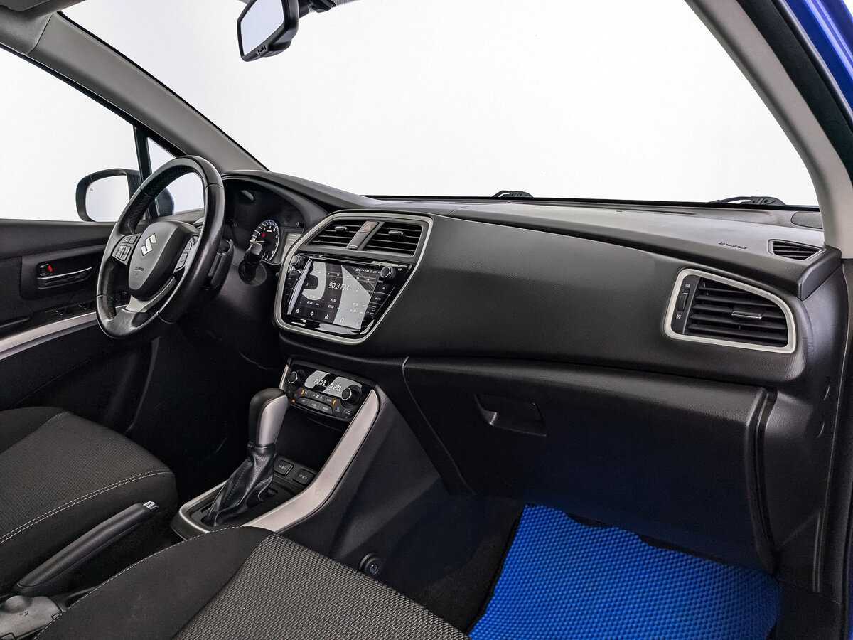 Suzuki SX4 с пробегом — 2014 год. Фото: #8