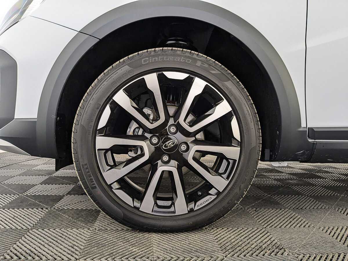 Lada (ВАЗ) Vesta с пробегом — 2024 год. Фото: #11