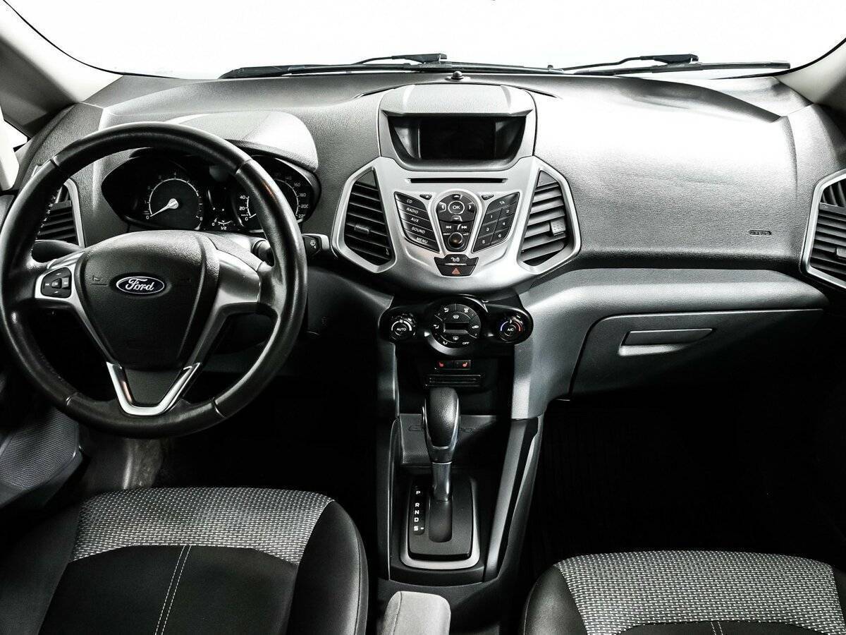 Ford EcoSport с пробегом — 2015 год. Фото: #10