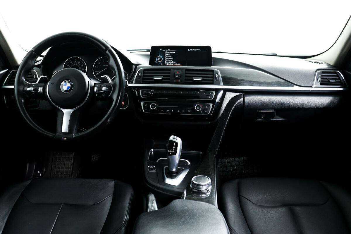 BMW 3 серии с пробегом — 2016 год. Фото: #9