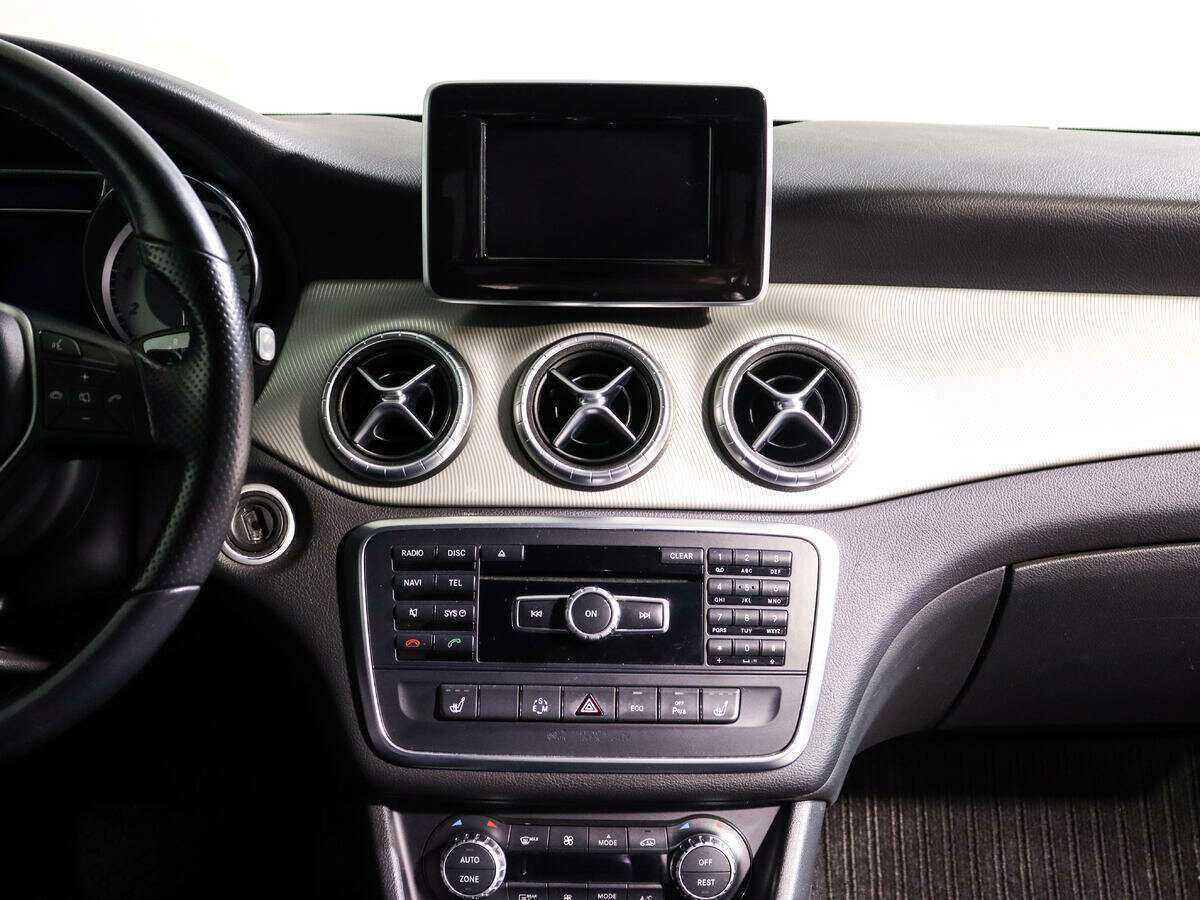 Mercedes-Benz CLA с пробегом — 2014 год. Фото: #12