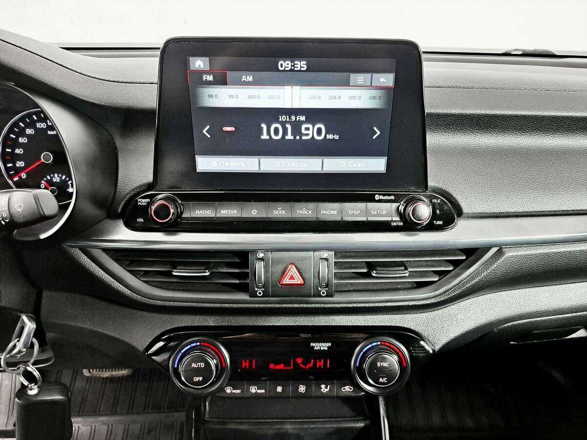Kia Cerato с пробегом — 2021 год. Фото: #12