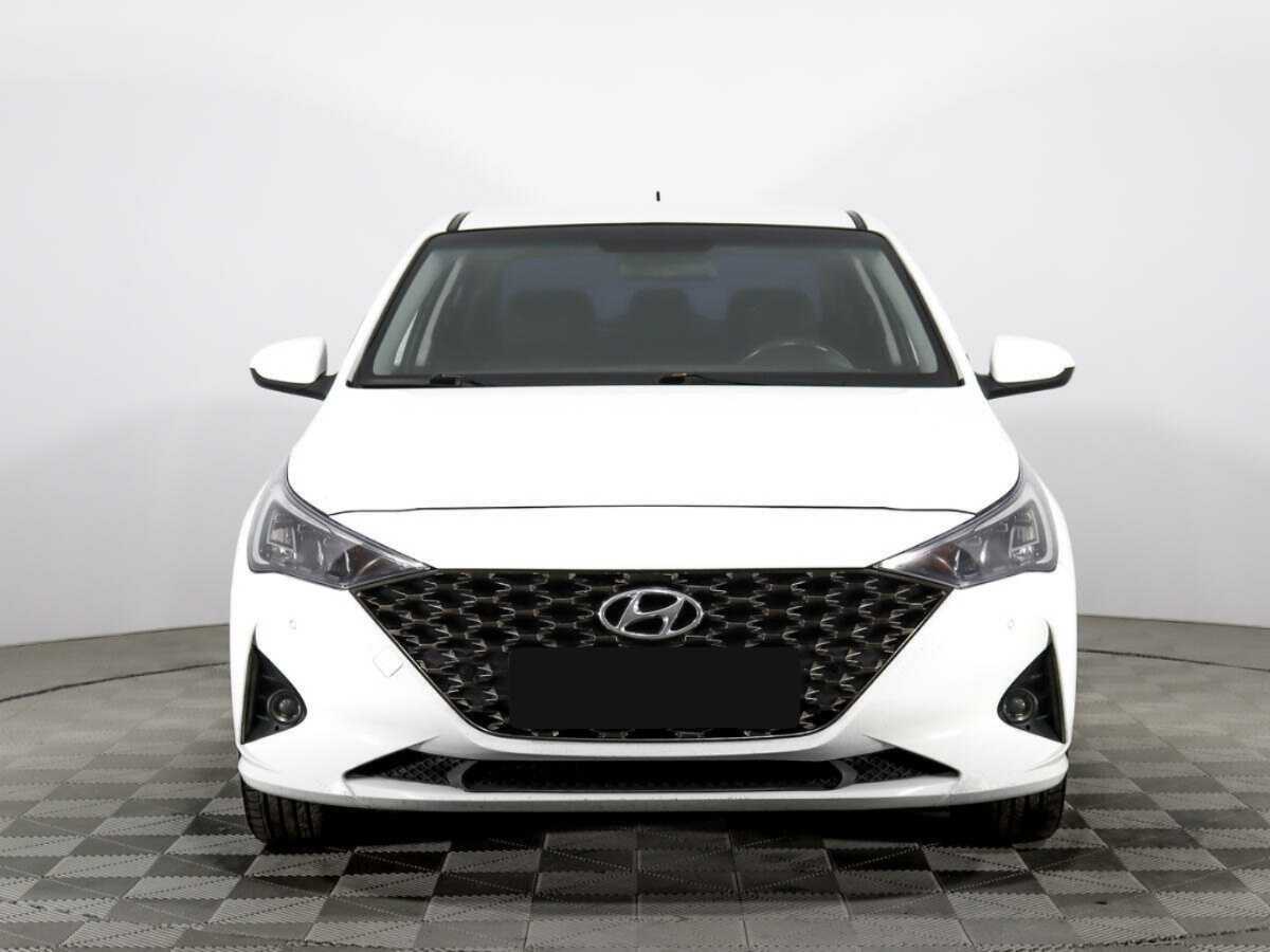 Hyundai Solaris с пробегом — 2020 год. Фото: #1