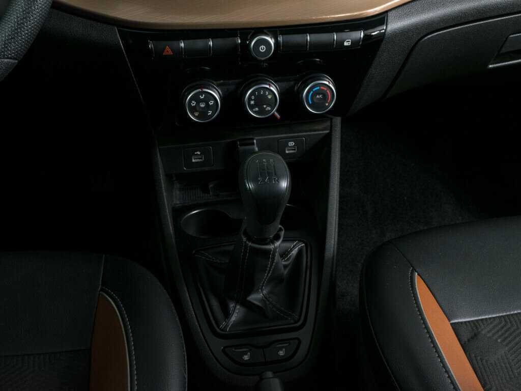 Lada (ВАЗ) Vesta с пробегом — 2023 год. Фото: #12