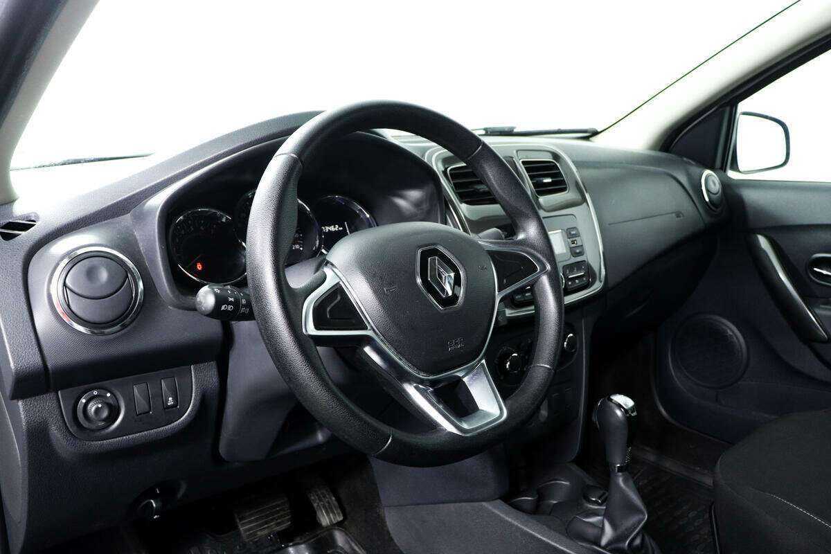 Renault Logan с пробегом — 2020 год. Фото: #12
