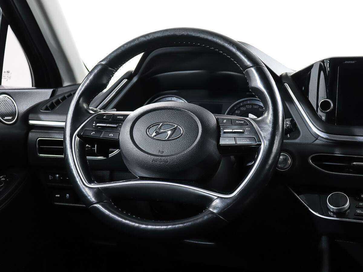 Hyundai Sonata с пробегом — 2020 год. Фото: #13