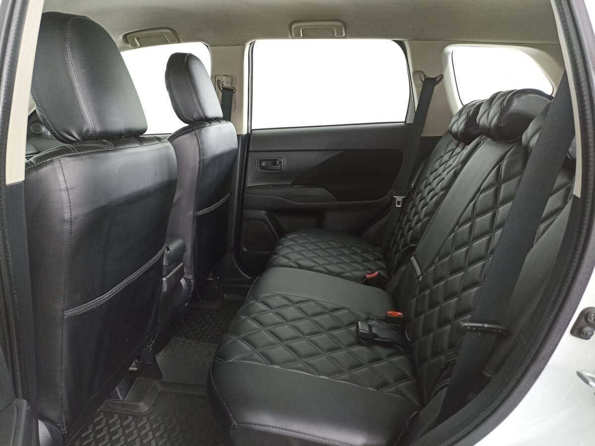 Mitsubishi Outlander с пробегом — 2014 год. Фото: #9