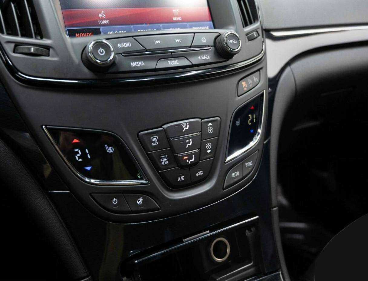 Opel Insignia с пробегом — 2013 год. Фото: #23