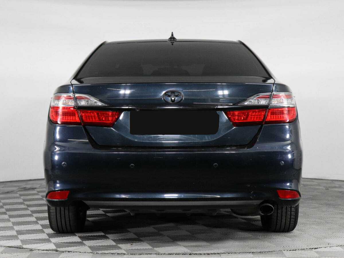 Toyota Camry с пробегом — 2015 год. Фото: #5