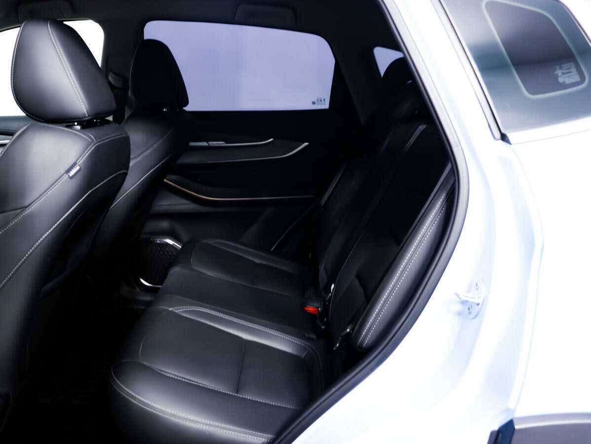 EXEED LX с пробегом — 2023 год. Фото: #11