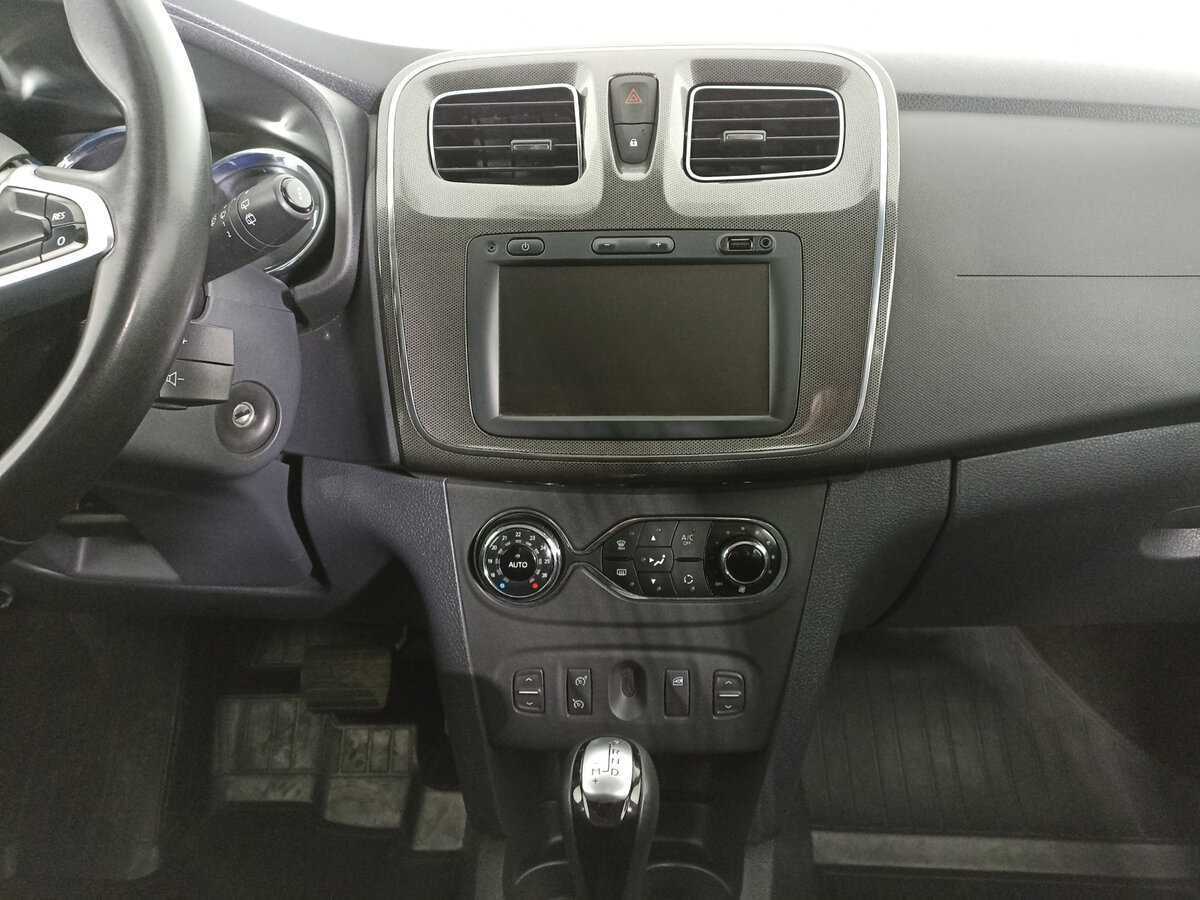 Renault Sandero с пробегом — 2019 год. Фото: #14