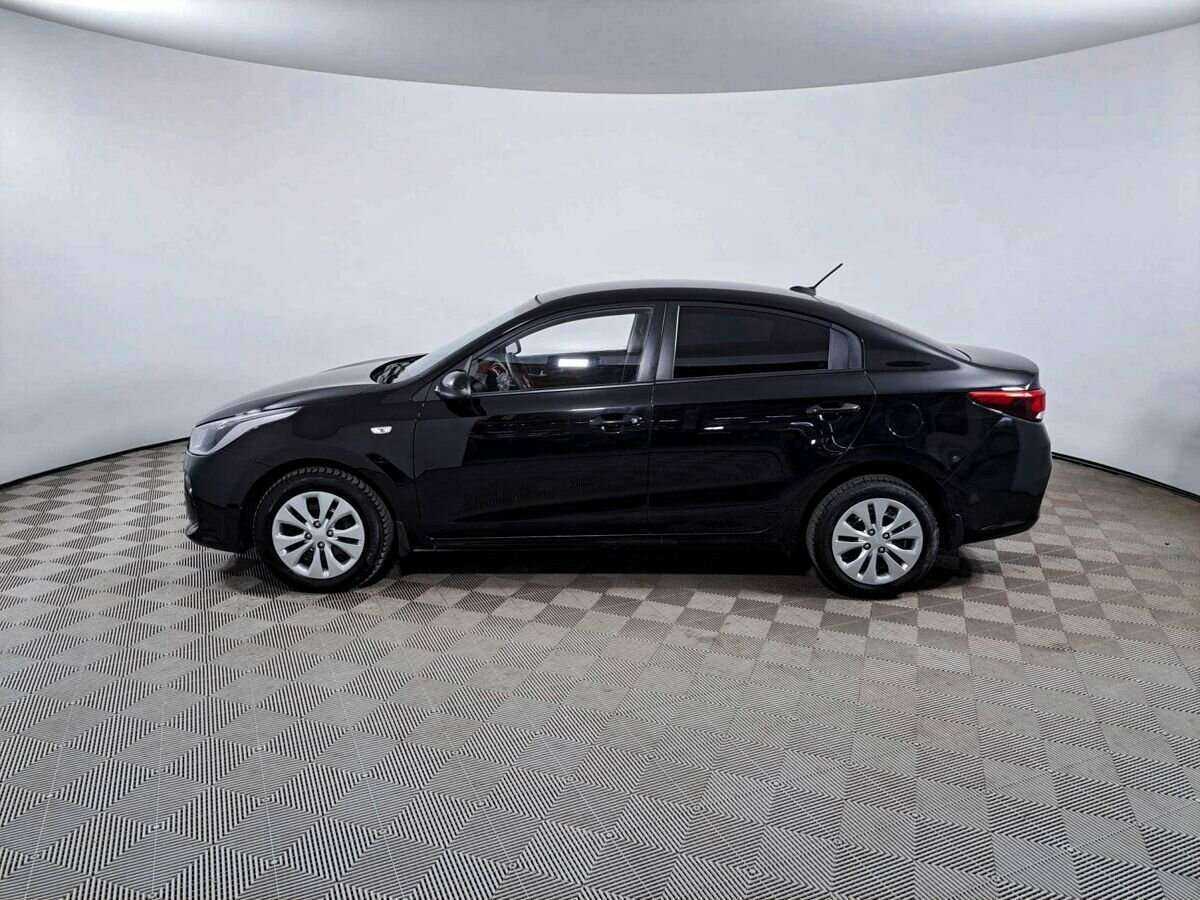Kia Rio с пробегом — 2017 год. Фото: #7