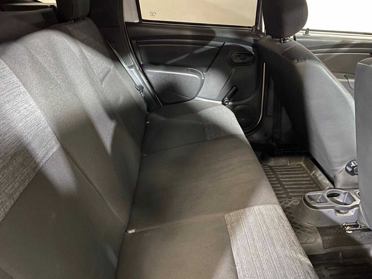 Renault Duster с пробегом — 2014 год. Фото: #10