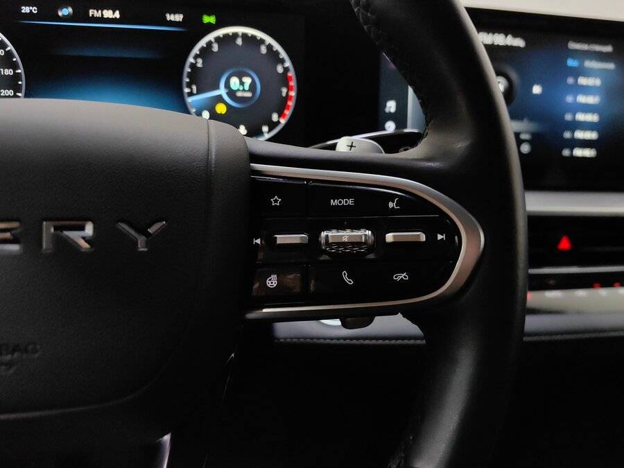 Chery Arrizo 8 с пробегом — 2023 год. Фото: #18