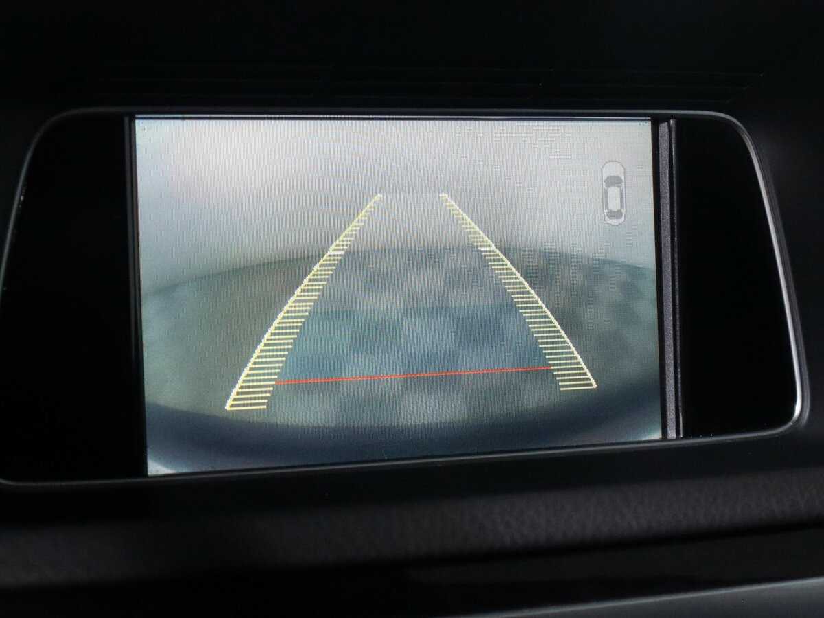 Mercedes-Benz E-Класс с пробегом — 2015 год. Фото: #19