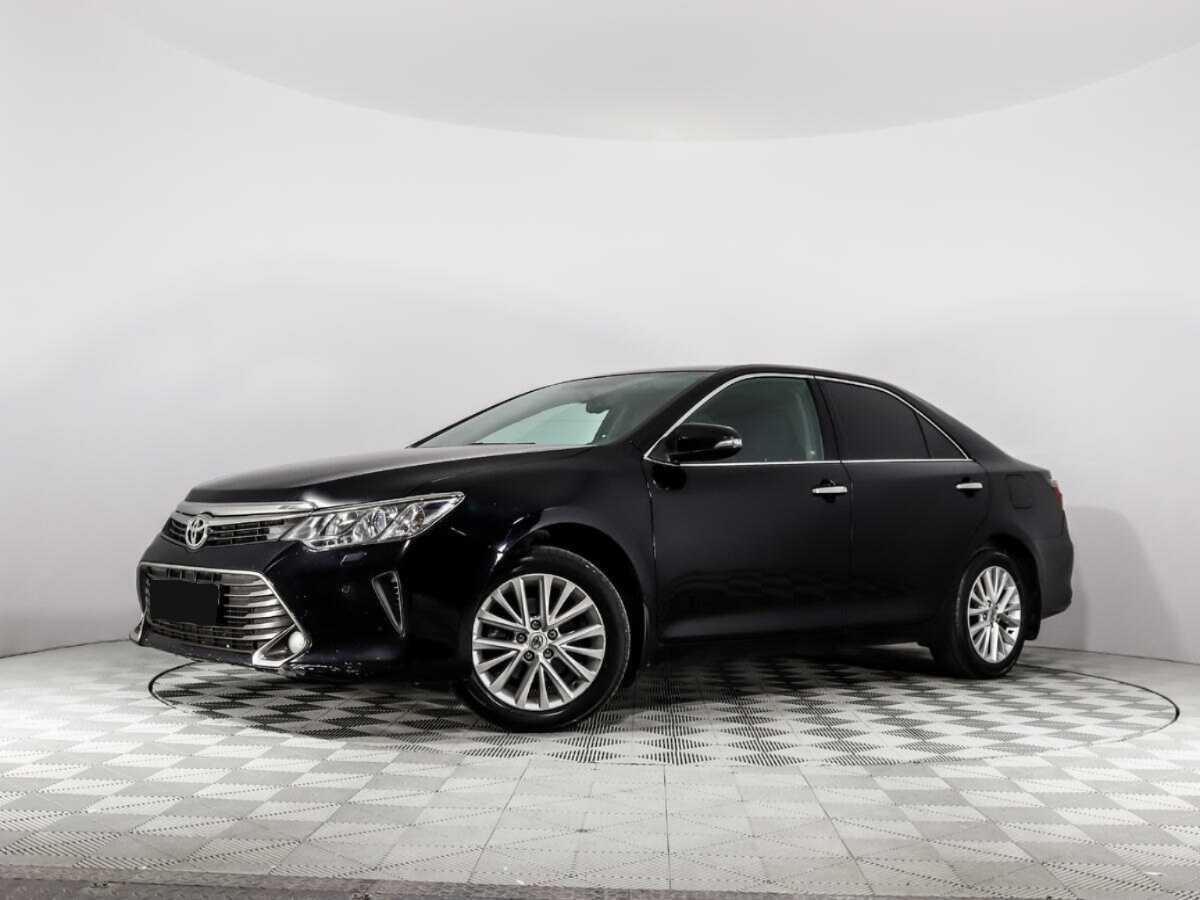 Toyota Camry с пробегом — 2015 год. Посмотреть фото