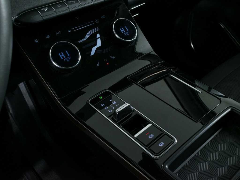 EXEED LX с пробегом — 2023 год. Фото: #14