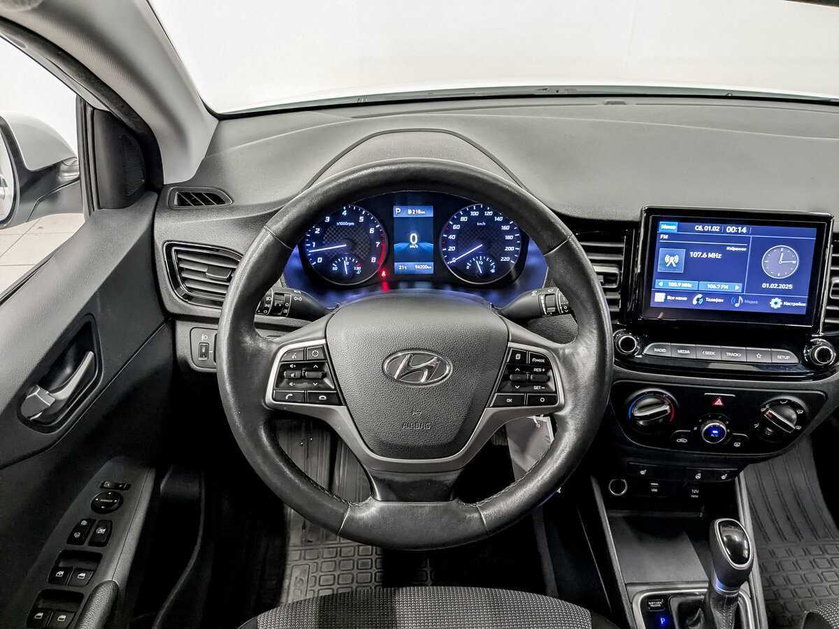Hyundai Solaris с пробегом — 2020 год. Фото: #20