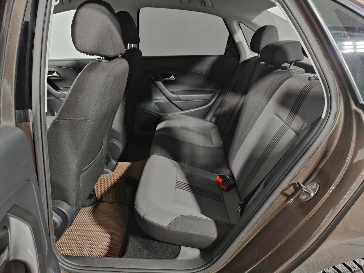 Volkswagen Polo с пробегом — 2016 год. Фото: #12